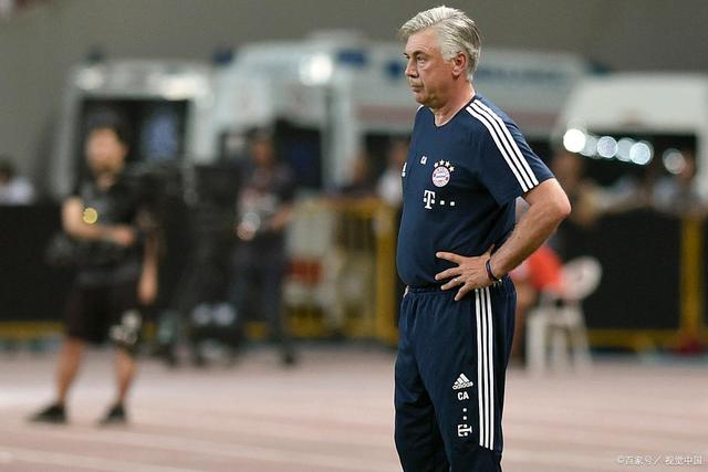 第四届“衢州烂柯杯”世界围棋公开赛本赛首轮战罢